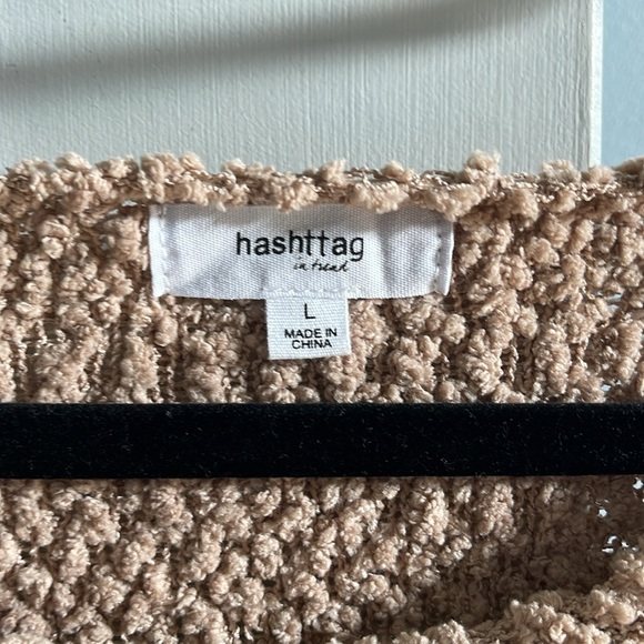 Crop sweater in beige - Picture 2 of 3